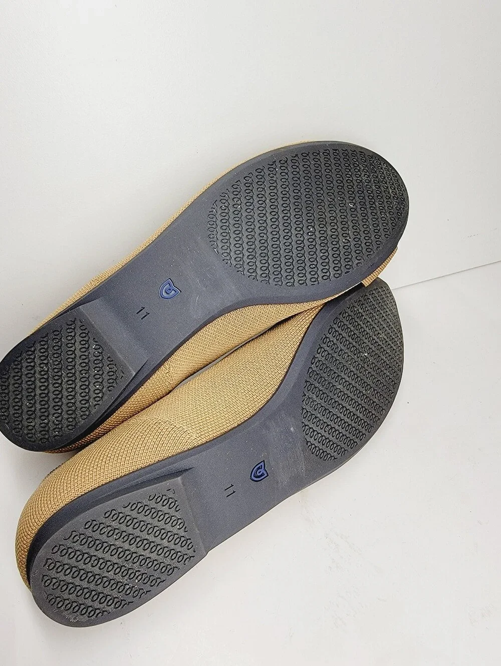 Rothy's The Enblem Wren Tan Round Toe Ballet Flat Size 11